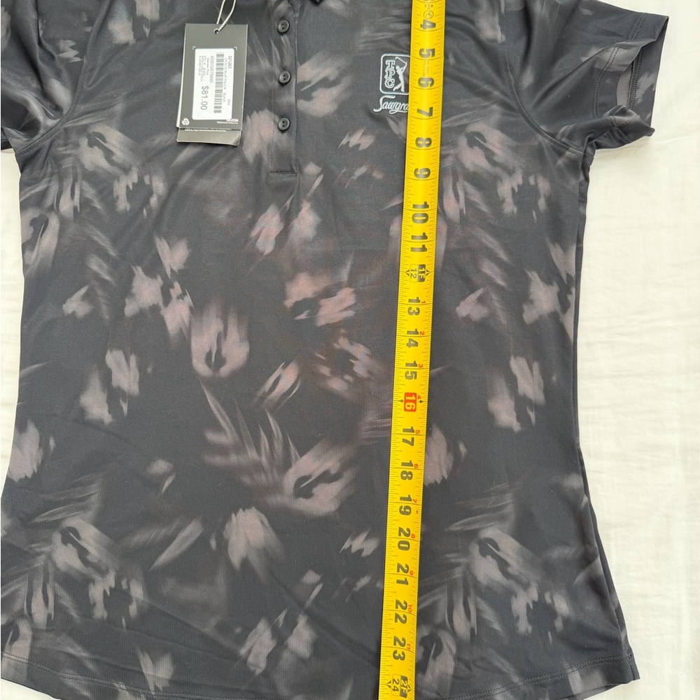 Under Armor Golf Polo Shirt. Size Medium Women NWT - Picture 8 of 10